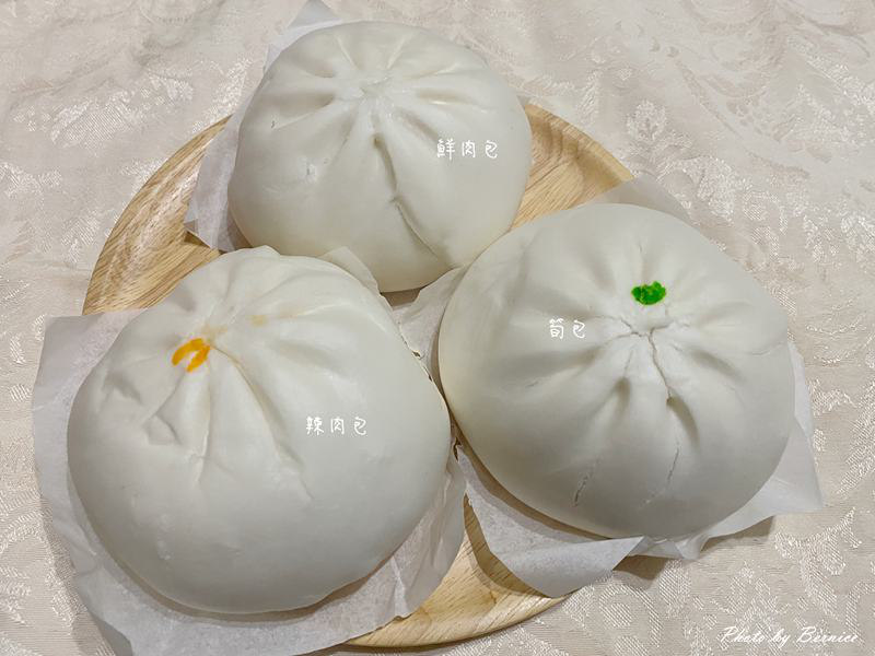 好記包子~均一價15元 包子饅頭口味選擇多 晚來熱門款售罄 @Bernice的隨手筆記