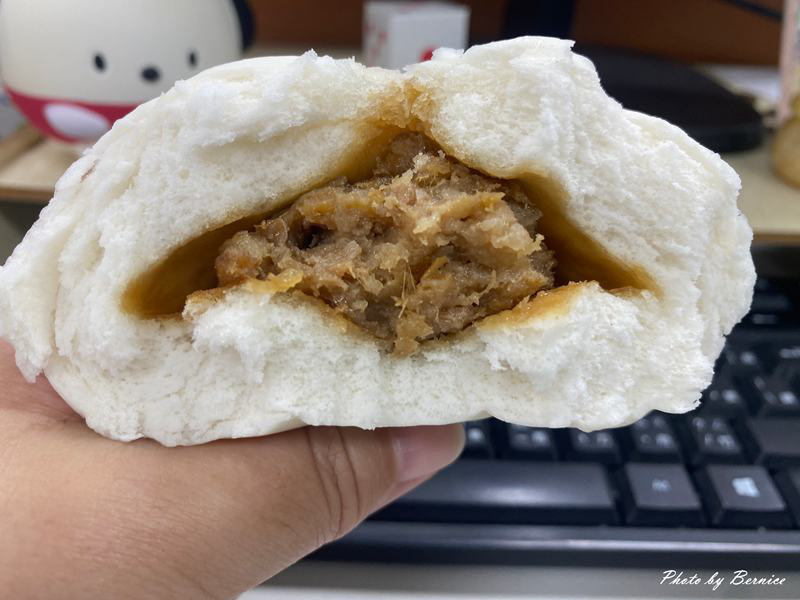 好記包子~均一價15元 包子饅頭口味選擇多 晚來熱門款售罄 @Bernice的隨手筆記