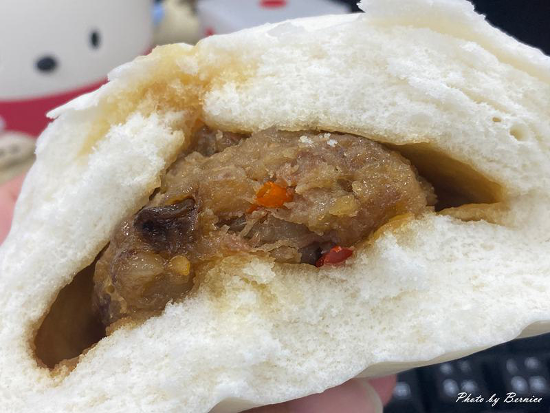好記包子~均一價15元 包子饅頭口味選擇多 晚來熱門款售罄 @Bernice的隨手筆記