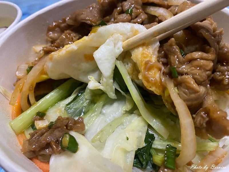 323熱炒蓋飯~熱炒主菜與便當碰撞出迷人好滋味 @Bernice的隨手筆記