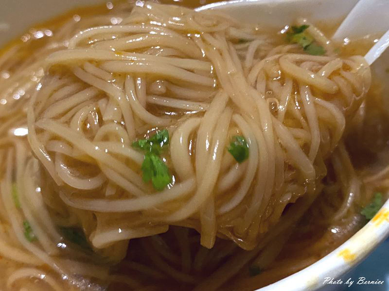 吳家大腸麵線~從開店到結束食客沒斷過 @Bernice的隨手筆記 吳家大腸麵線~從開店到結束食客沒斷過 @Bernice的隨手筆記
