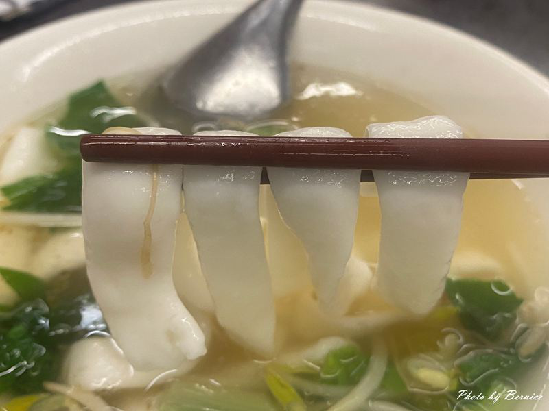 五祿米糕排骨酥~鹹豬肉和滷蛋為筒仔米糕大加分 @Bernice的隨手筆記