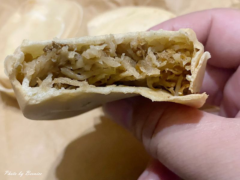 無名紅豆餅~轉角的美味 不多見的脆皮口感 @Bernice的隨手筆記