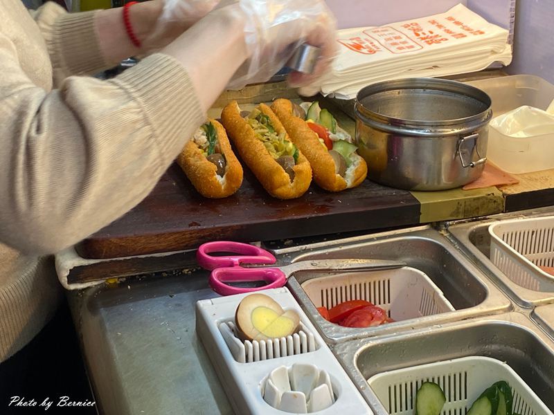 黃金營養三明治~現點現做在地深耕十來年的美味 @Bernice的隨手筆記