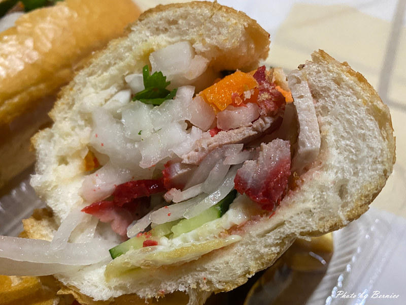 金好越南法國麵包~酥脆到靈魂深處 市場人氣小吃 @Bernice的隨手筆記 金好越南法國麵包~酥脆到靈魂深處 市場人氣小吃 @Bernice的隨手筆記