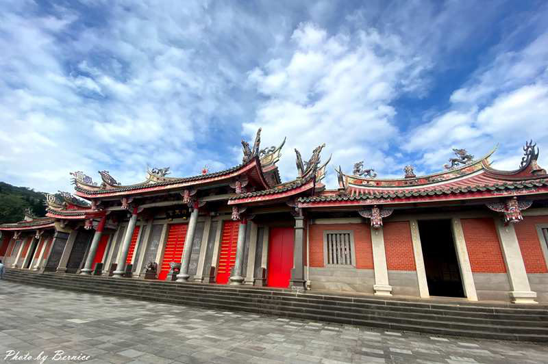 北投行天宮落羽松~近期掘起落羽松林 漫步林中感受秋冬的浪漫 @Bernice的隨手筆記