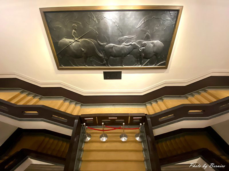 臺北市中山堂~感受建築風采近距離欣賞水牛群像真跡 @Bernice的隨手筆記