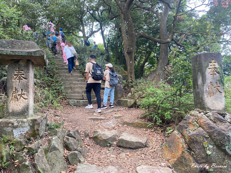 丹鳳山親山步道~隱沒在山裡的百年古蹟 @Bernice的隨手筆記