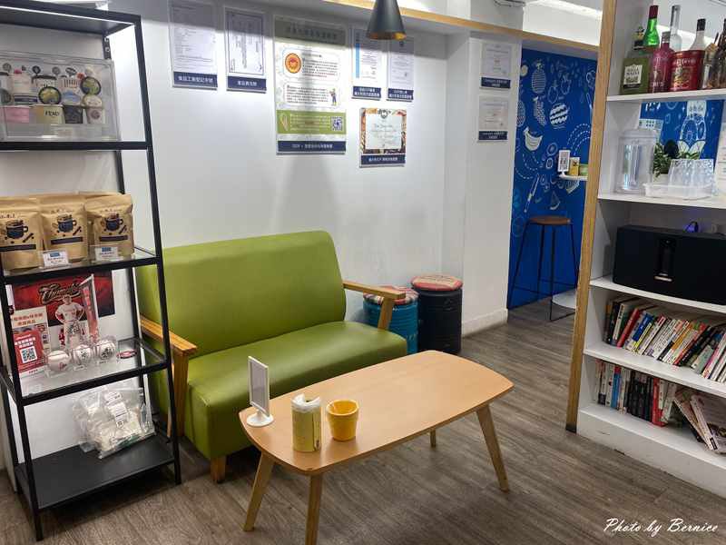 On the Road 義式手工冰淇淋專賣店~試吃到滿意再下手 @Bernice的隨手筆記