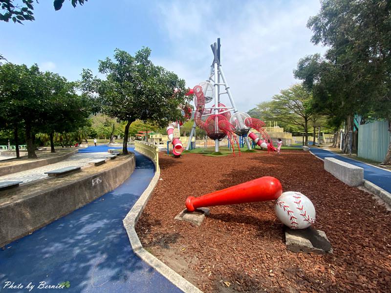 天母運動公園~棒球主題超多體能挑戰小孩放電好所在 @Bernice的隨手筆記