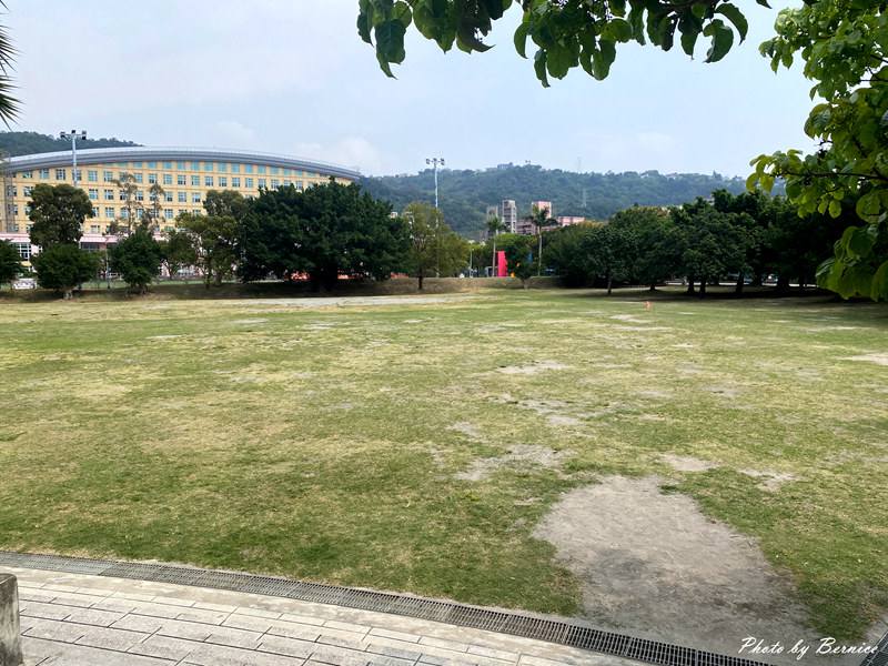 天母運動公園~棒球主題超多體能挑戰小孩放電好所在 @Bernice的隨手筆記