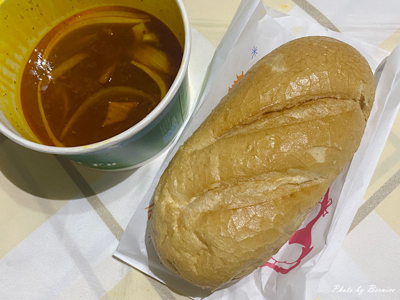 泰鴻越式料理 Phở Vietnam~巷弄裡的越南家常風味 @Bernice的隨手筆記 泰鴻越式料理 Phở Vietnam~巷弄裡的越南家常風味 @Bernice的隨手筆記