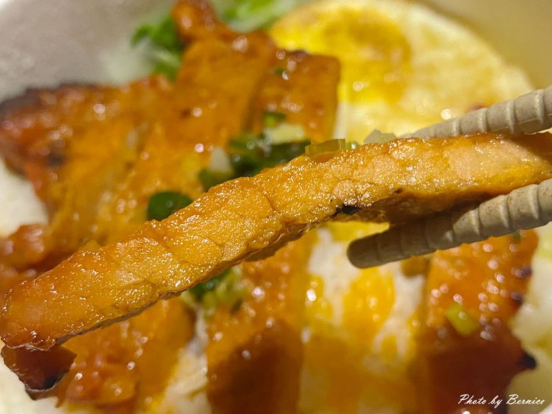 泰鴻越式料理 Phở Vietnam~巷弄裡的越南家常風味 @Bernice的隨手筆記