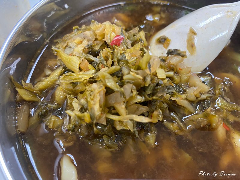 志明牛肉拉麵 北投總店~在地人推薦的老字號牛肉麵 北投巷弄裡的人情味 @Bernice的隨手筆記 志明牛肉拉麵 北投總店~在地人推薦的老字號牛肉麵 北投巷弄裡的人情味 @Bernice的隨手筆記