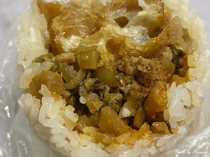 邢記香溢飯糰~一顆飯糰的異國風景 內湖早餐也能吃出新滋味 @Bernice的隨手筆記