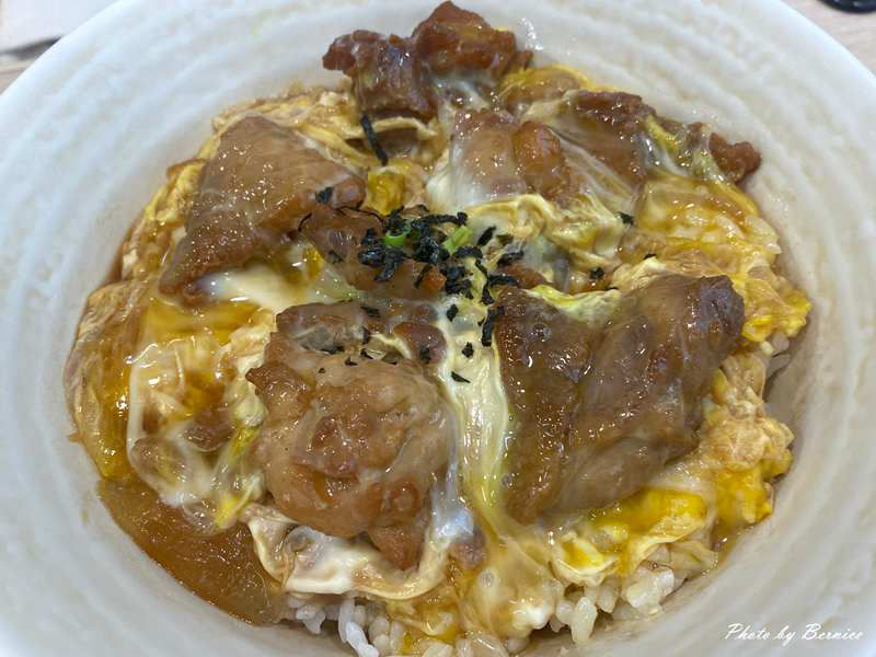 木町丼飯~藏在巷弄裡的日式滋味 遇見一碗簡單而美好的丼飯 @Bernice的隨手筆記