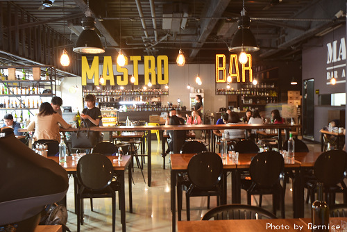 Mastro Cafe~假日依舊高棚滿坐的園區餐廳 @Bernice的隨手筆記
