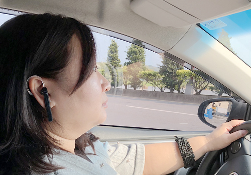 中景科技 E-books ~單耳式藍牙耳機&amp;萬用車架讓行車更安全 @Bernice的隨手筆記