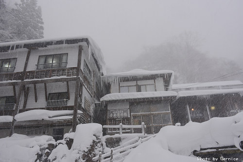 新高湯吾妻屋旅館~米澤牛料理與絶景雪見風呂一定要來住一回 @Bernice的隨手筆記