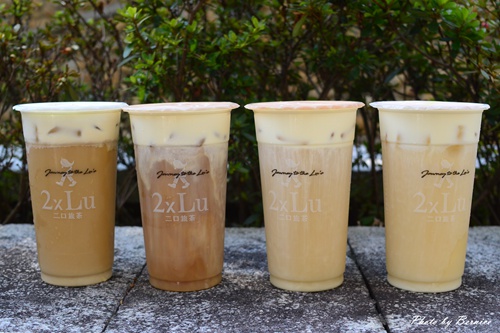 二口旅茶-奶霜系列茶品~使用綠山農場鮮奶油打成綿密奶霜與優質茶品完美結合 @Bernice的隨手筆記